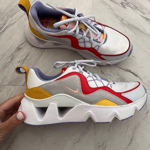 Nike Women’s RYZ 365 - size 8. Like new, wore only once